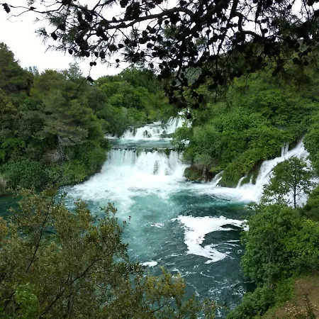 شقة Mala Uvala 2 بيليس